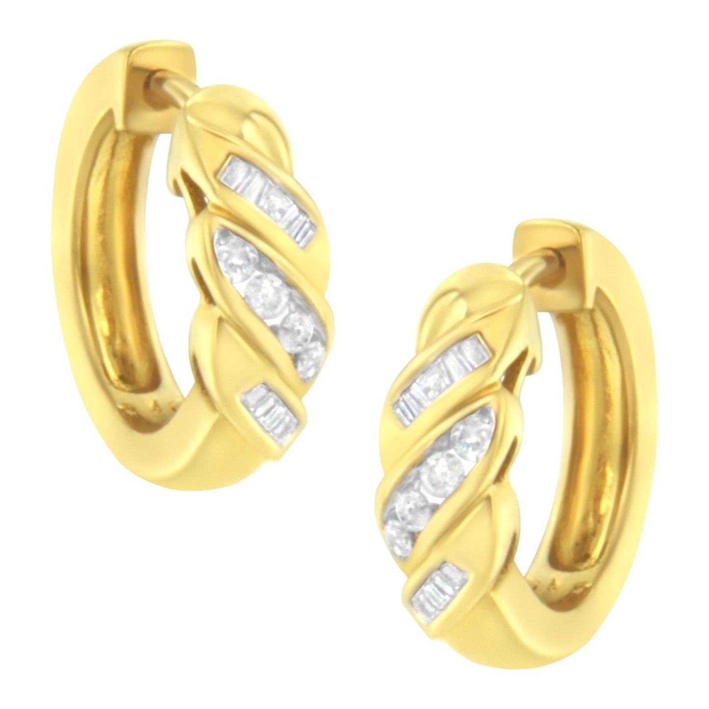 14K Yellow Gold 1/4 ct TDW Alternating 3 Row Baguette & Round Brilliant-Cut