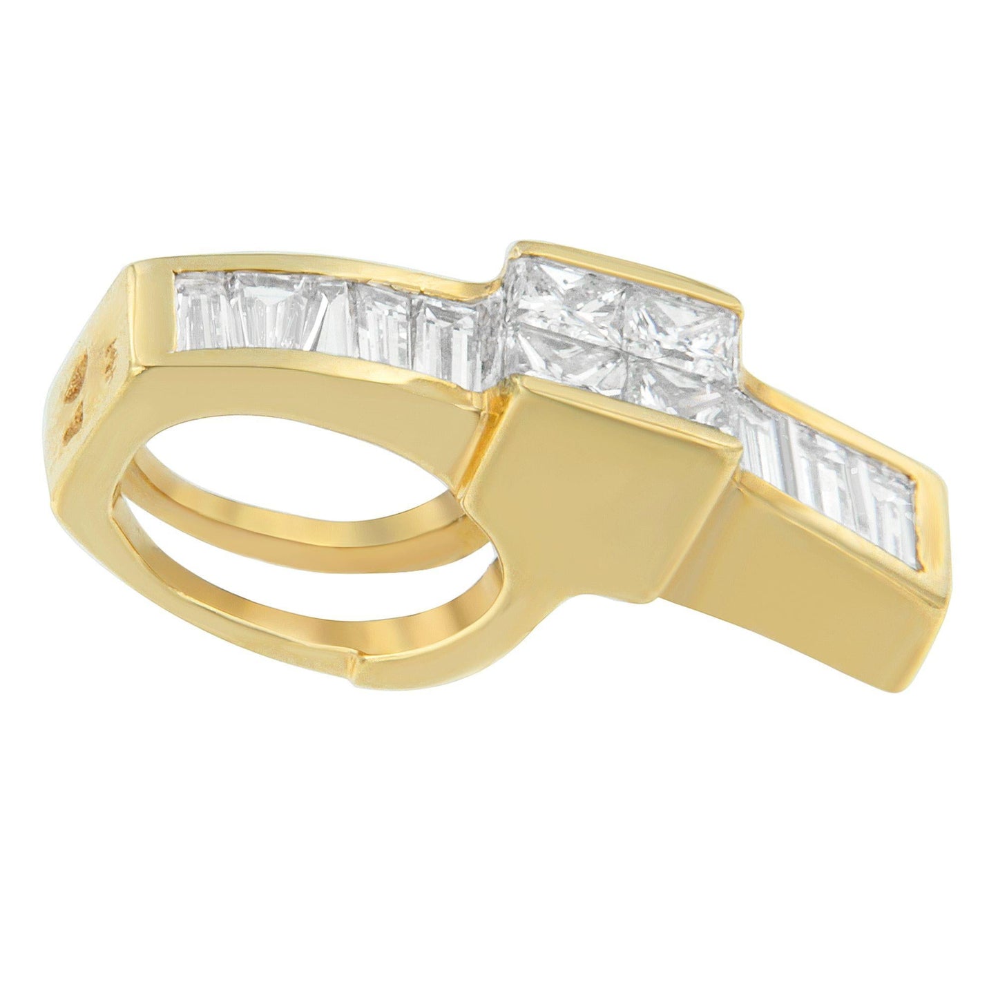 14K Yellow Gold 1 1/10 cttw Baguette and Princess Cut Overlapping Diamond Drop