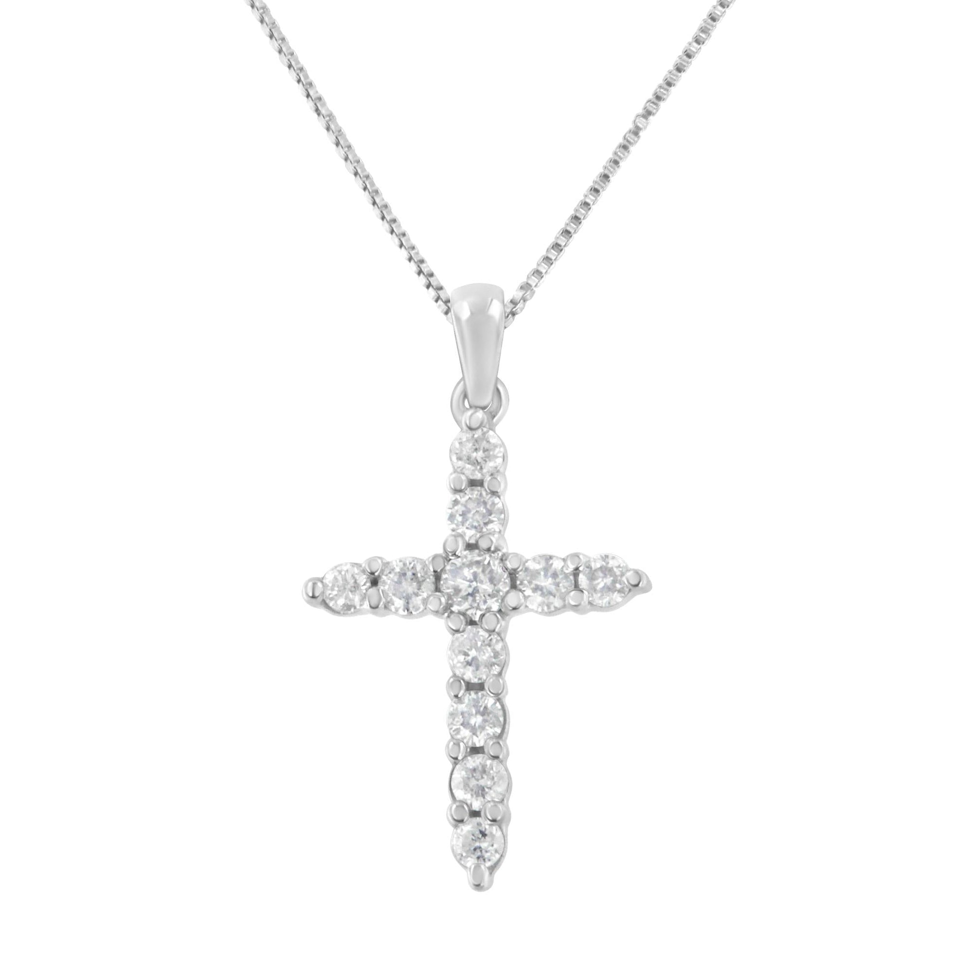 10K White Gold 1/4 cttw Diamond Cross Pendant Necklace (I-J I2-I3)