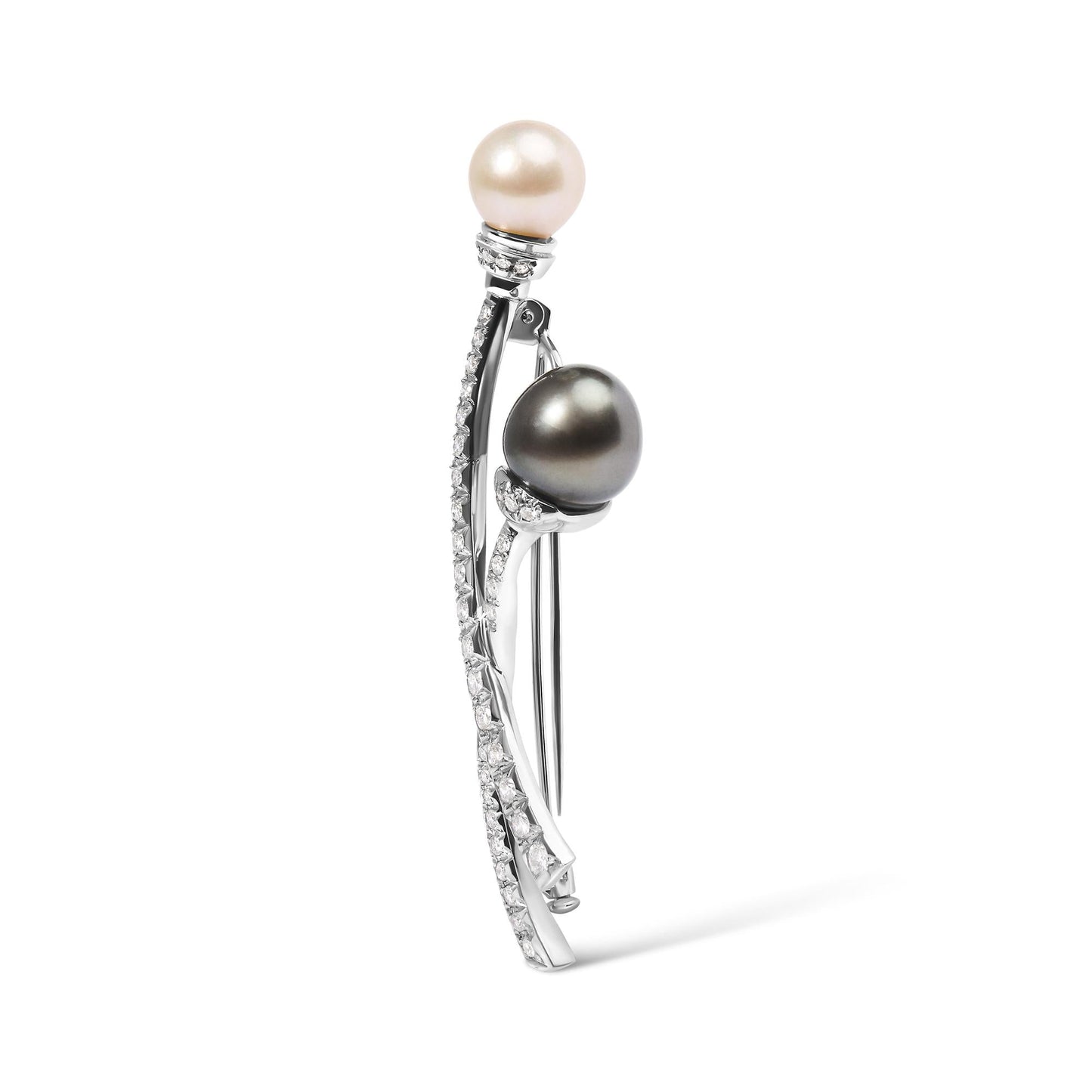 18K White Gold 3/5 Cttw Diamond and Cultured South Sea Black and White Pearl