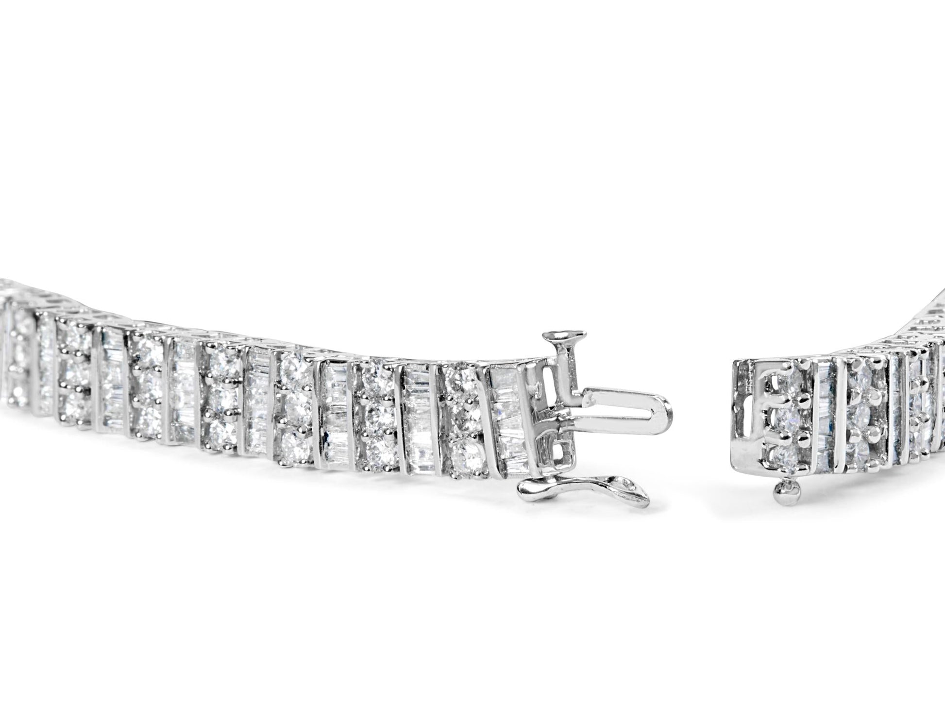 14K White Gold 6.00 Cttw Alternating Round and Baguette Diamond Tennis Bracelet