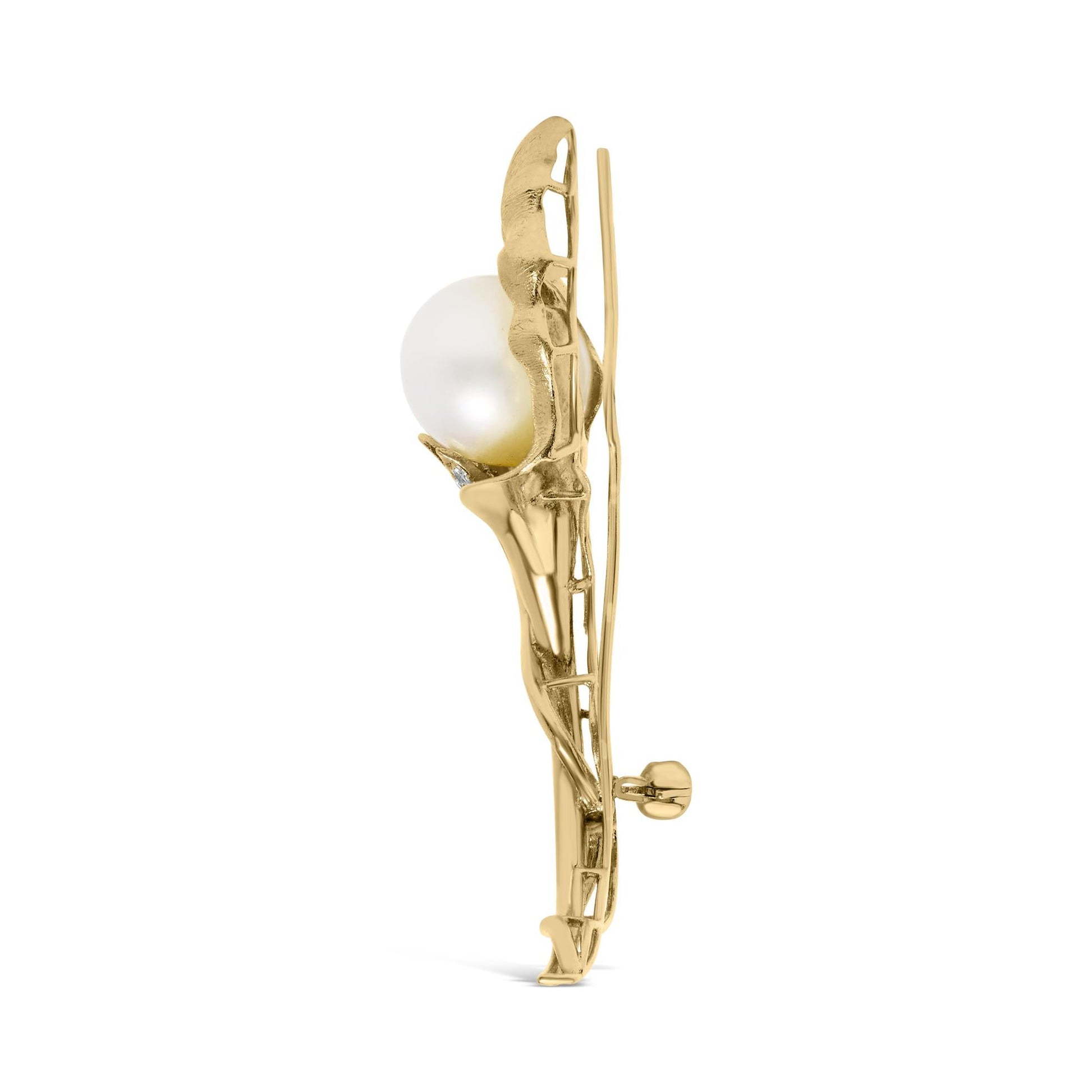 18K Yellow Gold 2/5 Cttw Diamond and 12MM Cultured South Sea Pearl Flower Pin