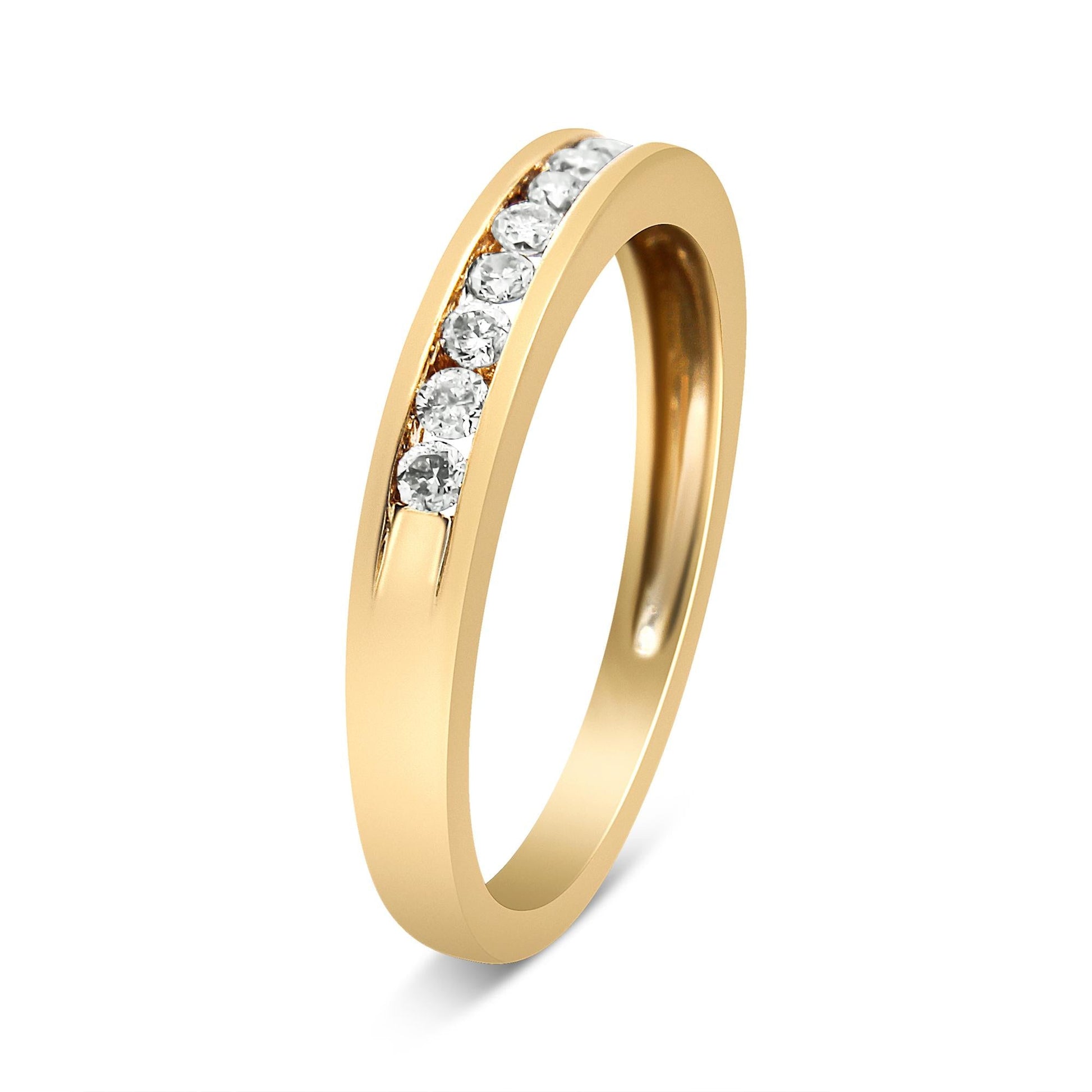 IGI Certified 1/4 Cttw Diamond 10K Yellow Gold Channel Set Band Style Ring (J-K