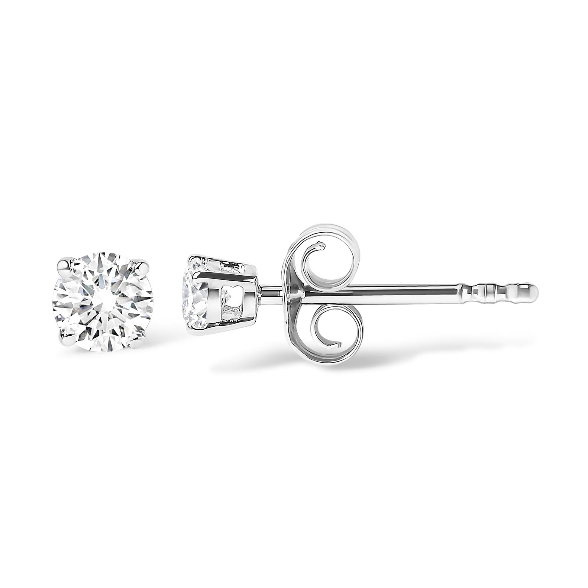 14K White Gold 1.00 Cttw Round Brilliant-Cut Near Colorless Diamond Classic