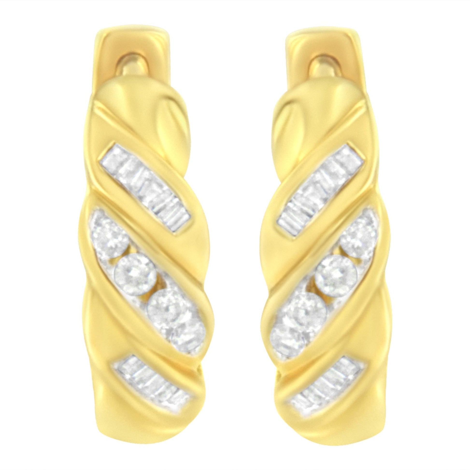 14K Yellow Gold 1/4 ct TDW Alternating 3 Row Baguette & Round Brilliant-Cut