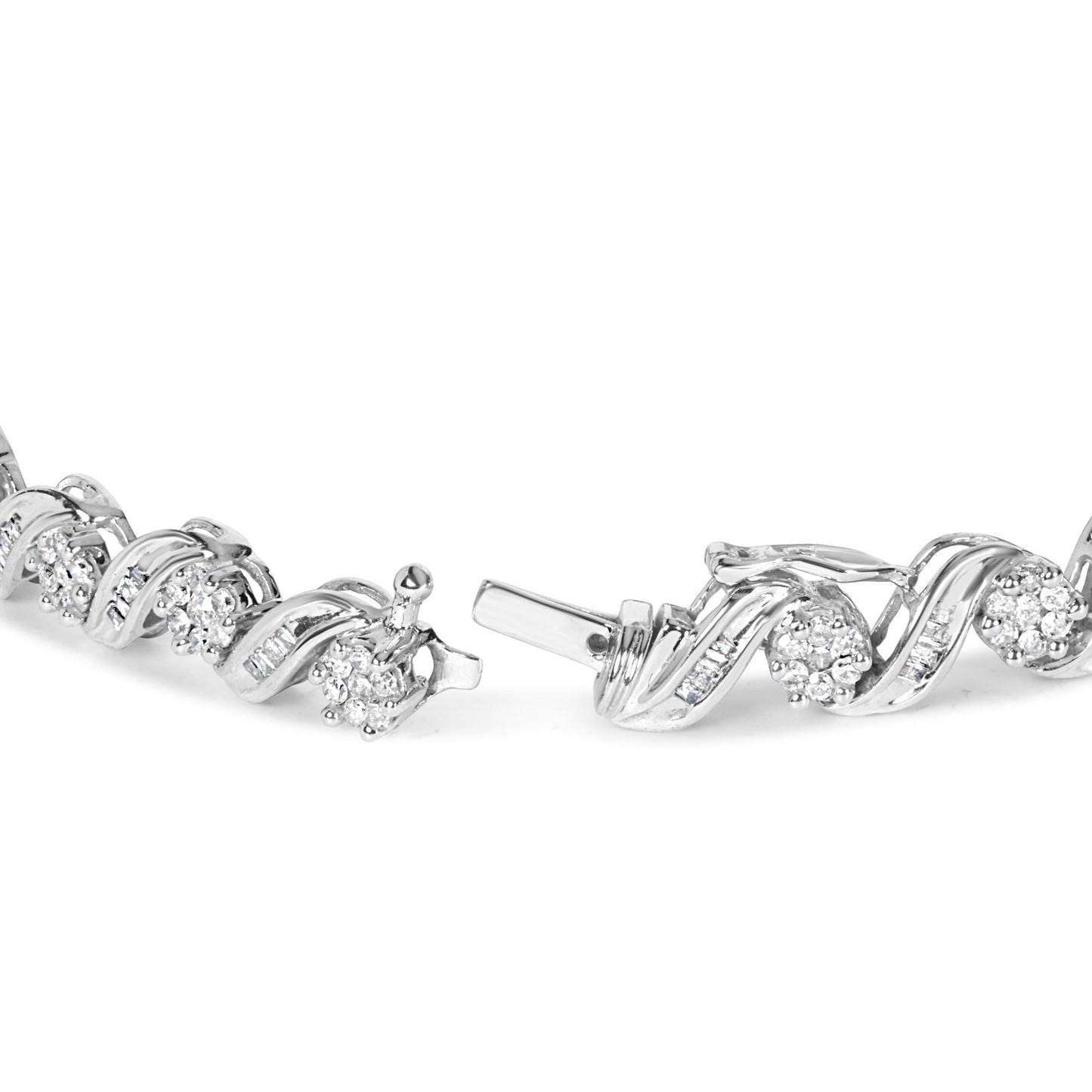 14K White Gold 2.00 Cttw Diamond Cluster and Spiral Link Bracelet (I-J Color